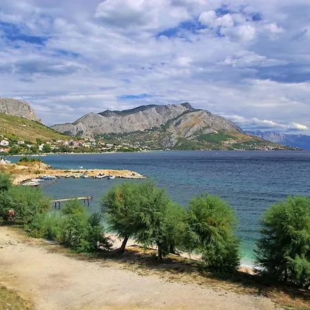 In With Sea View, Terrace, Air Conditioning, Wi-fi Apartman *